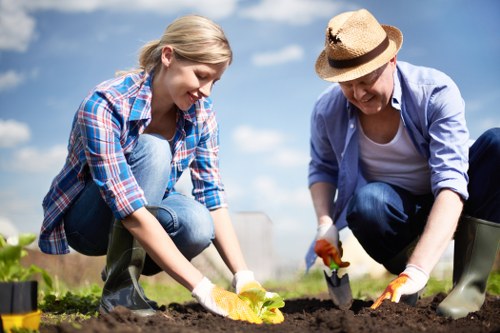 Landscapers Leytonstone pricing and free quote information